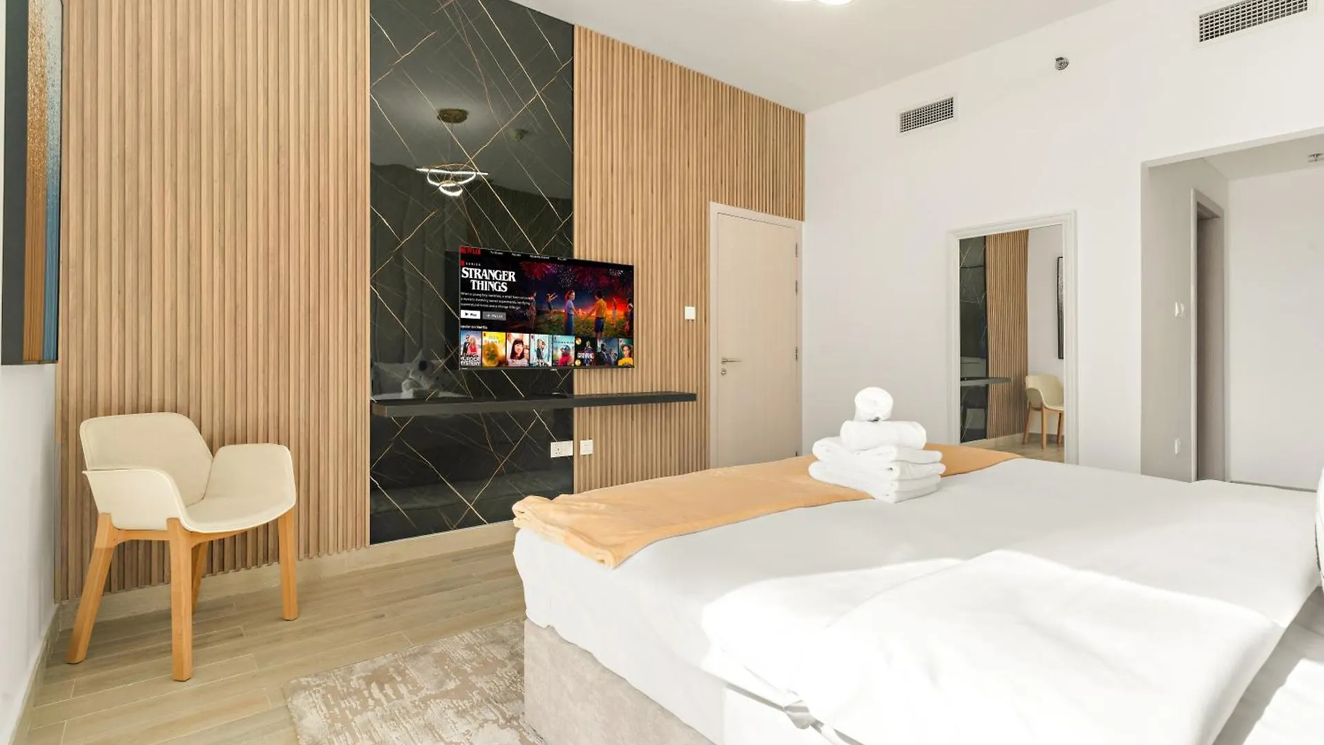 Perfectly Located Apt Near Yas Mall & Ferrari World Abu Dhabi