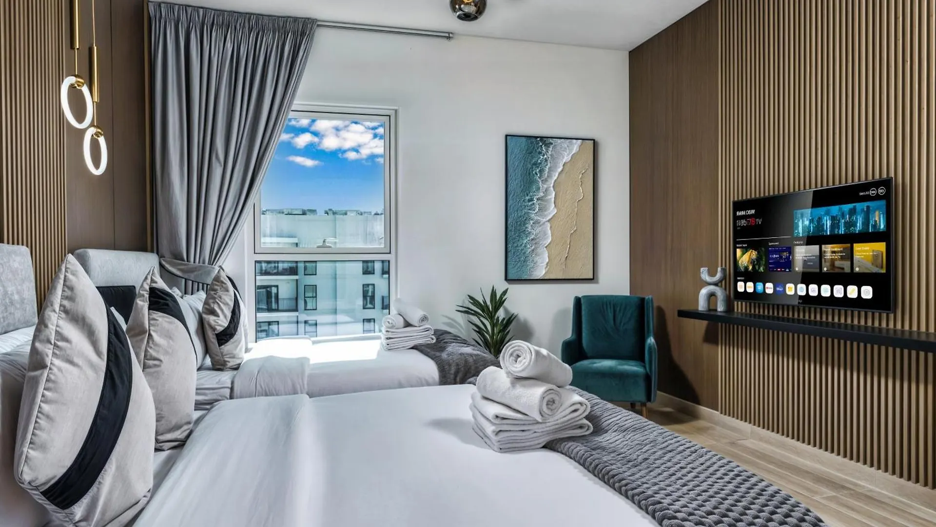 Perfectly Located Apt Near Yas Mall & Ferrari World Abu Dhabi Apartment