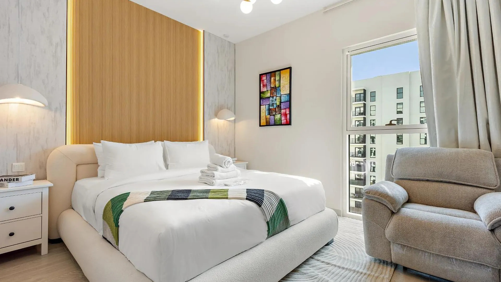 Perfectly Located Apt Near Yas Mall & Ferrari World Abu Dhabi
